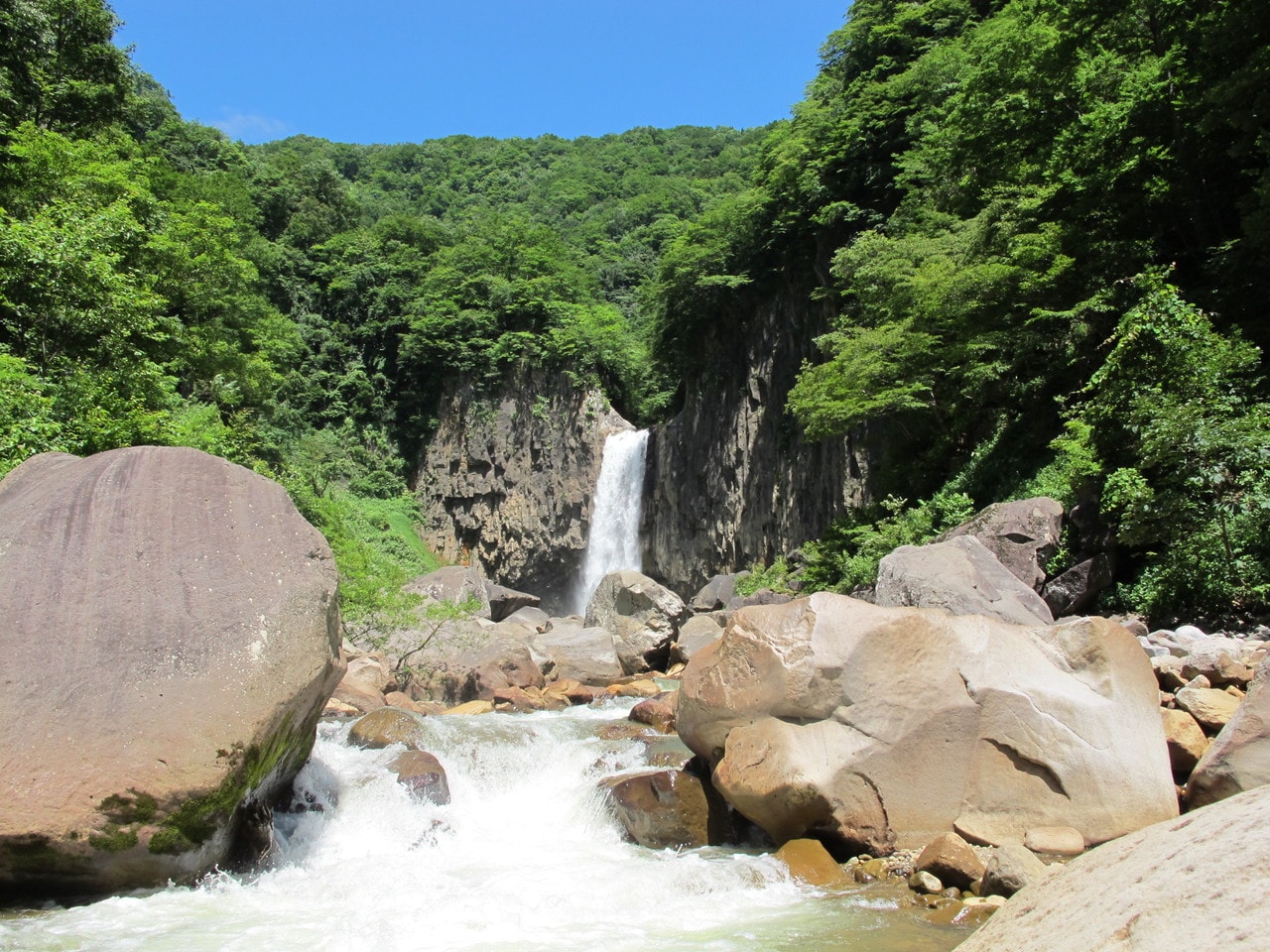 【観光】近隣観光　苗名滝