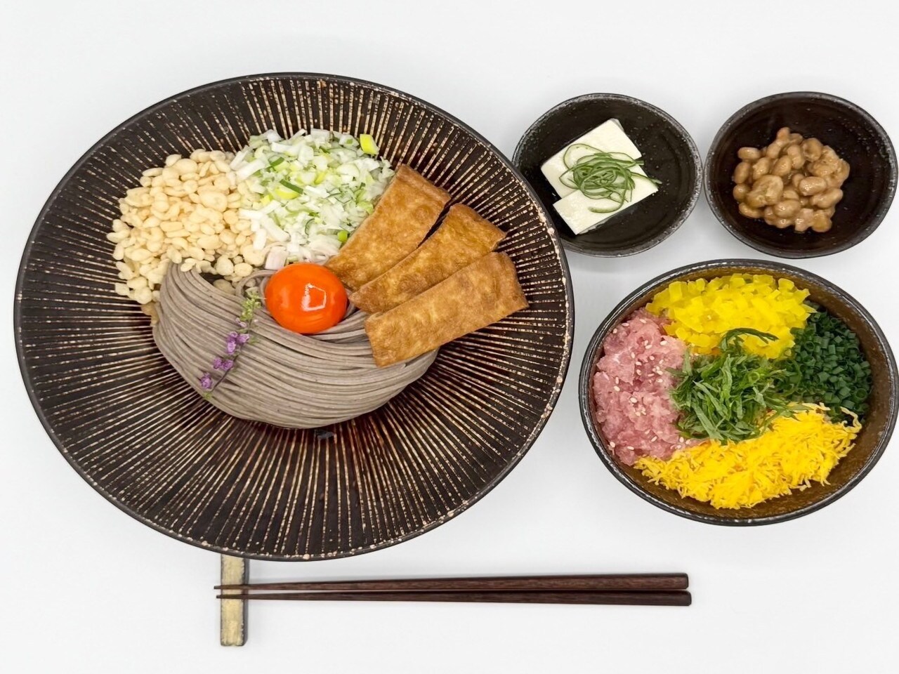 蕎麦セット【蕎麦（温又は冷）、「山幸」のミニネギトロ丼又はミニサーモン丼】