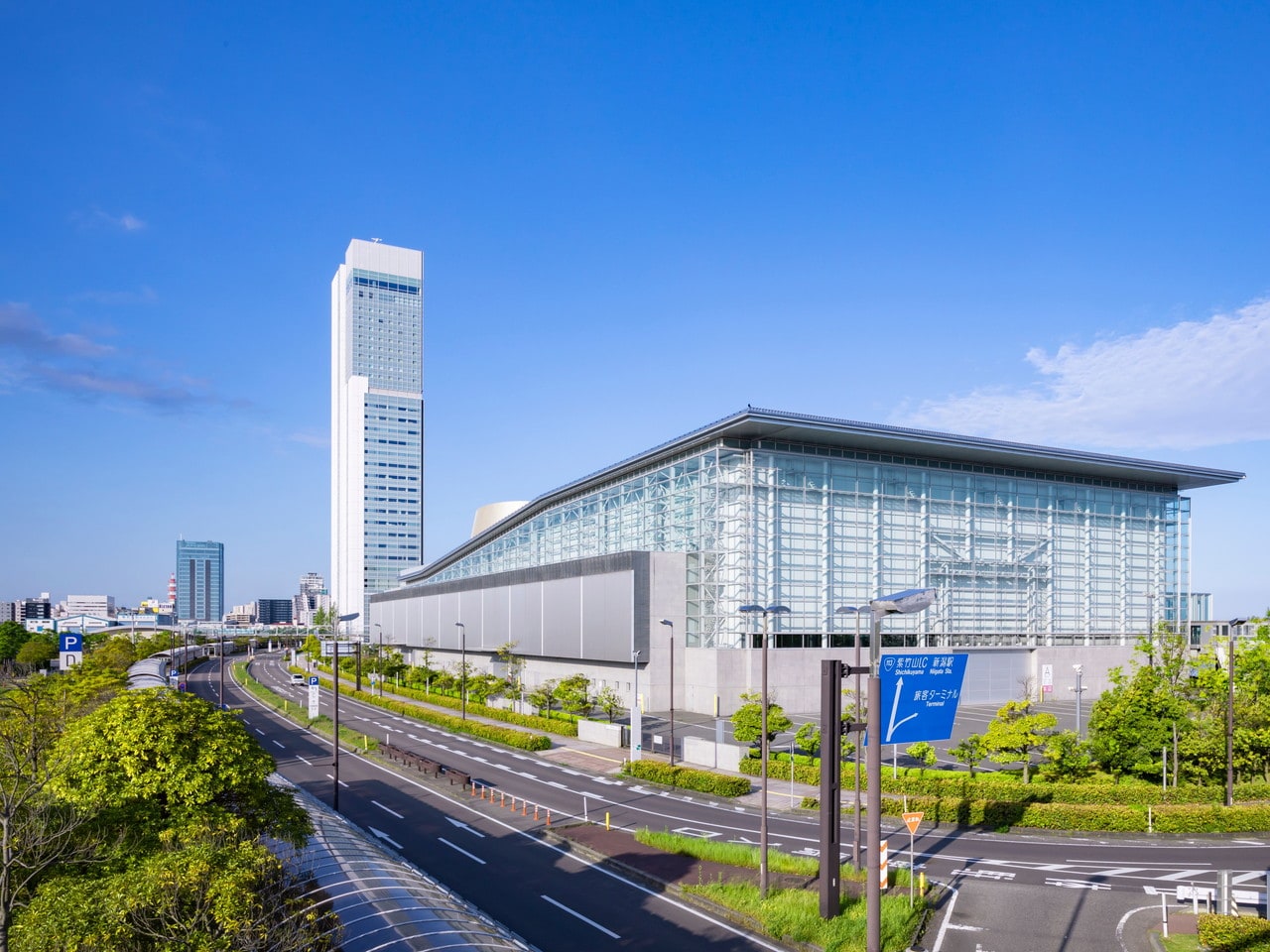 新潟県民会館・りゅーとぴあ（新潟市民芸術文化会館）・朱鷺メッセでの各種イベントにも好立地！