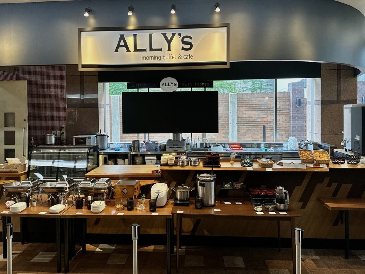 朝食バイキング会場「ALLY’s （アリーズ）」