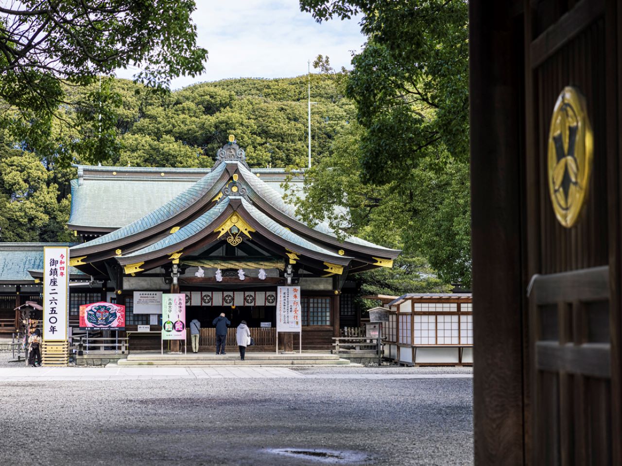 周辺情報　観光　真清田神社